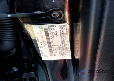 2016 Ford Focus Se z USA, uszkodzony, nr VIN 1FADP3F21GL286575